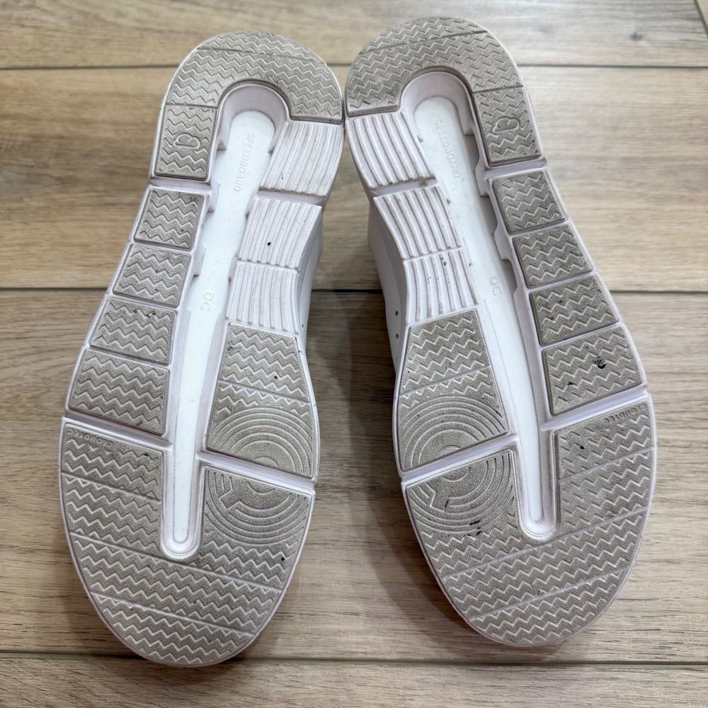 On Cloud Running THE ROGER Advantage White Vegan Work Sneakers Shoes Womens 6.5 - Picture 10 of 11